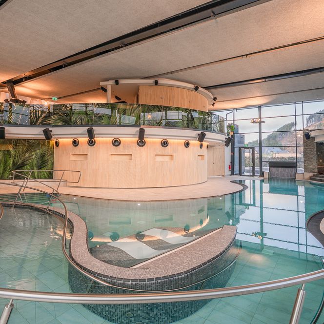 Innenbecken im Lagunen-Erlebnisbad