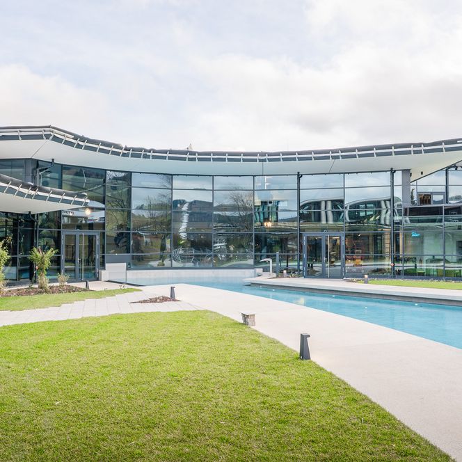 Außenbereich des Lagunen-Erlebnisbads