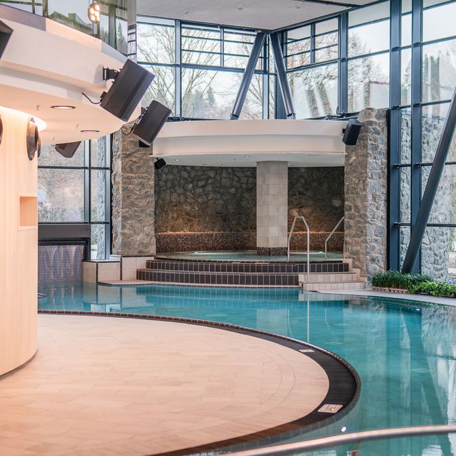 Kleines Innenbecken im Lagunen-Erlebnisbad